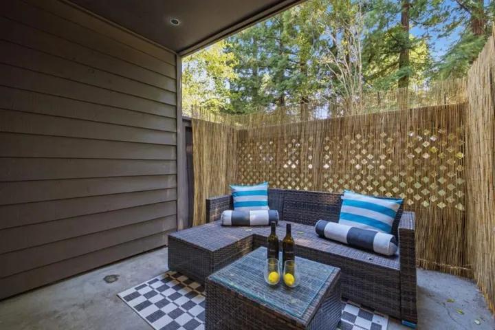 1221 Yarwood Court, San Jose, California 95128