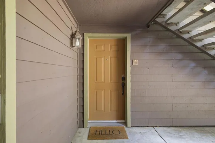1221 Yarwood Court, San Jose, California 95128