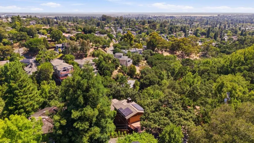 643 Vista Drive, Redwood City, California 94062