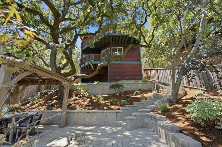 643 Vista Drive, Redwood City, California 94062