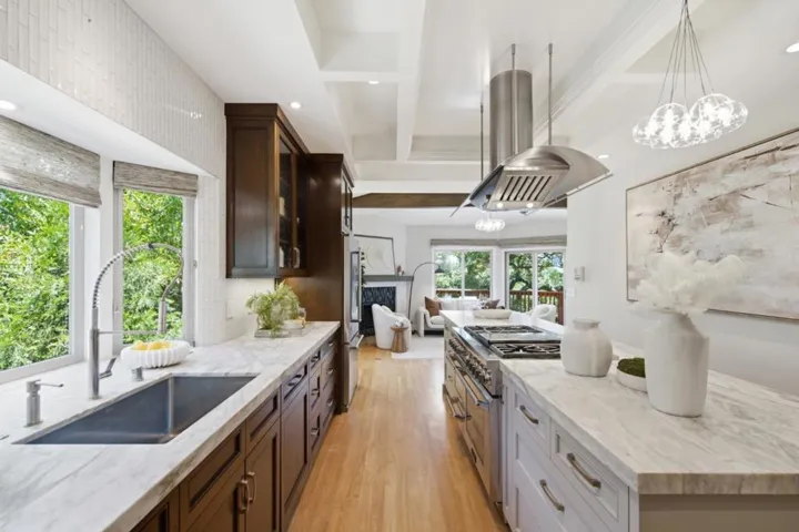 643 Vista Drive, Redwood City, California 94062