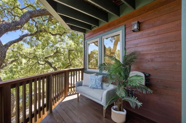 643 Vista Drive, Redwood City, California 94062
