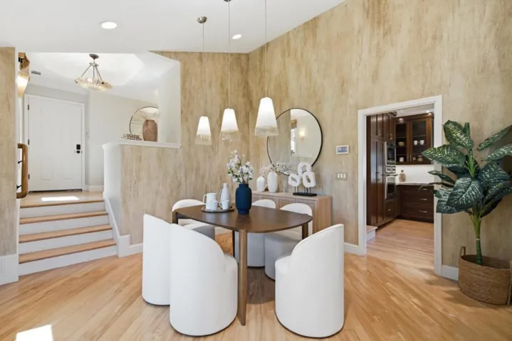 643 Vista Drive, Redwood City, California 94062