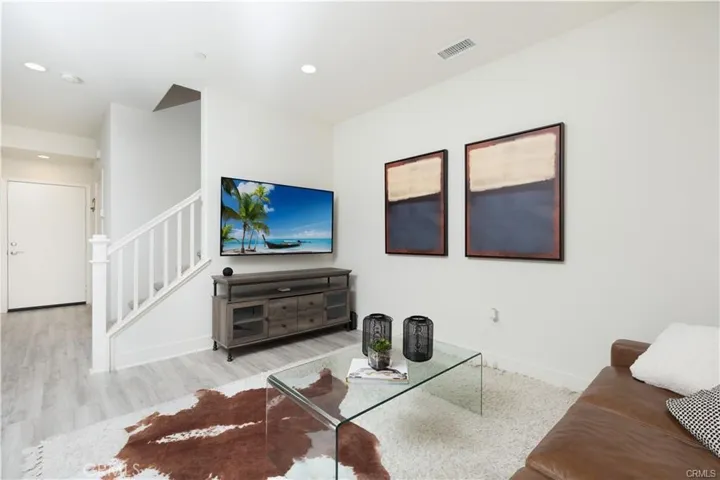328 S Auburn Heights Lane, Anaheim Hills, California 92807