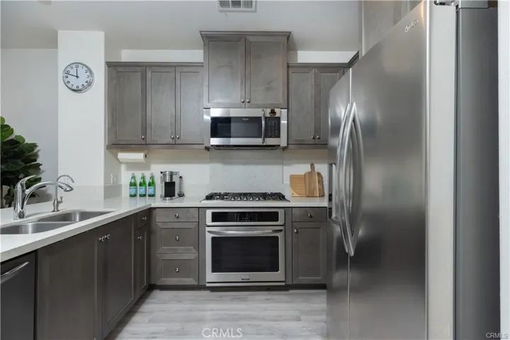 328 S Auburn Heights Lane, Anaheim Hills, California 92807
