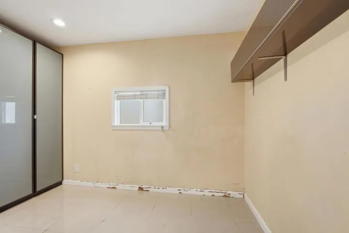 2570 61st Avenue, Oakland, California 94605