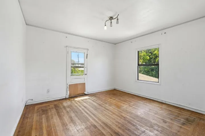 2570 61st Avenue, Oakland, California 94605