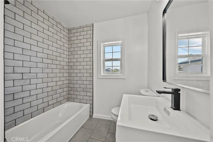 14289 Carl, Arleta, California 91331