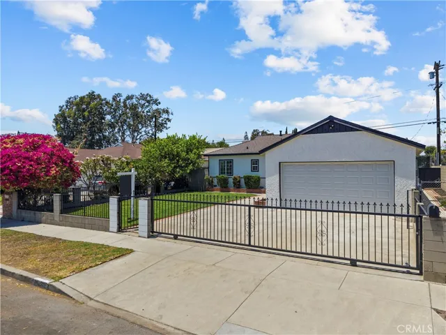14289 Carl, Arleta, California 91331