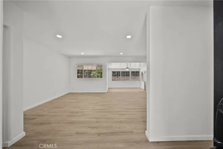 14289 Carl, Arleta, California 91331