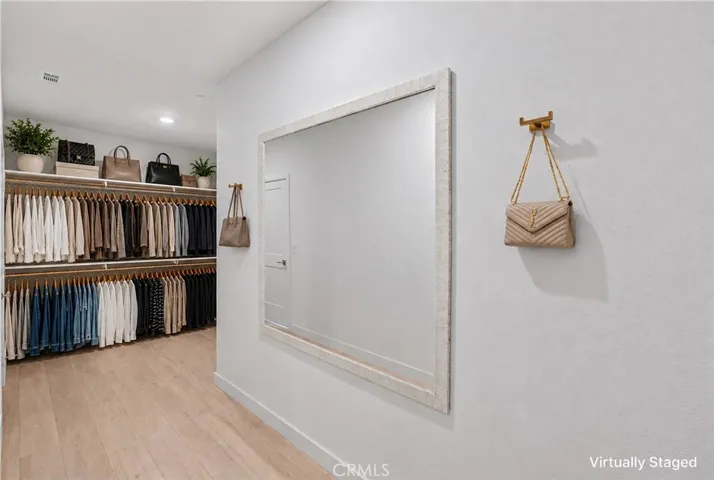 Disclaimer: This room has been virtually staged