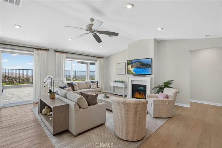 1882 Pele Way, Corona, California 92882