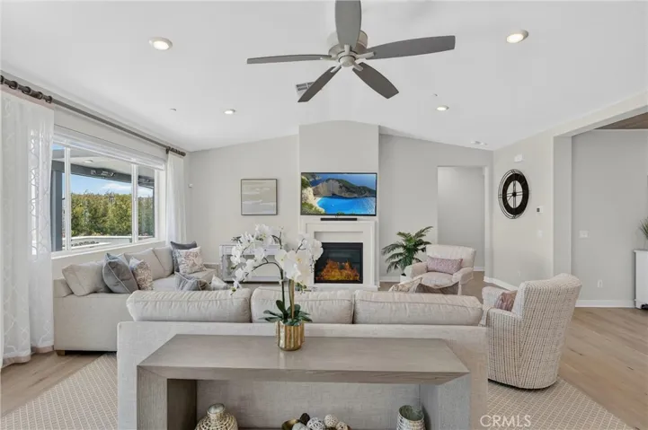1882 Pele Way, Corona, California 92882