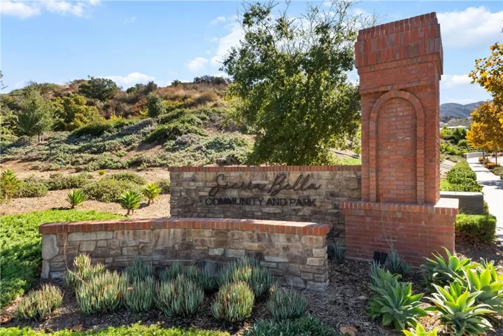1882 Pele Way, Corona, California 92882