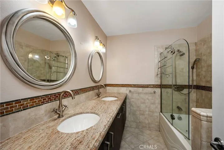 4930 Mcconnell, Los Angeles, California 90066