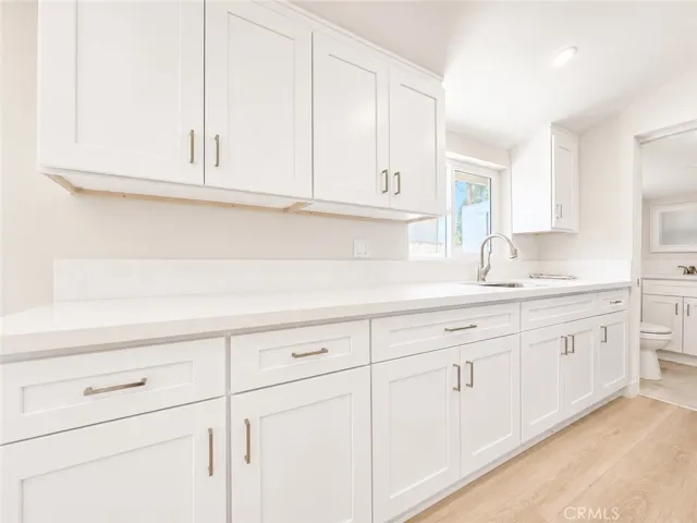 1975 5th Street, La Verne, California 91750
