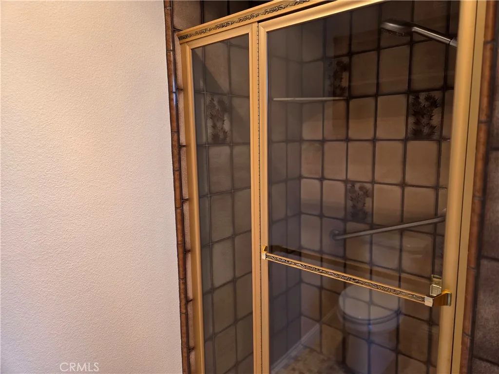 Separate primary separate shower