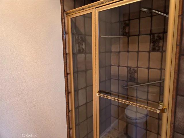 Separate primary separate shower