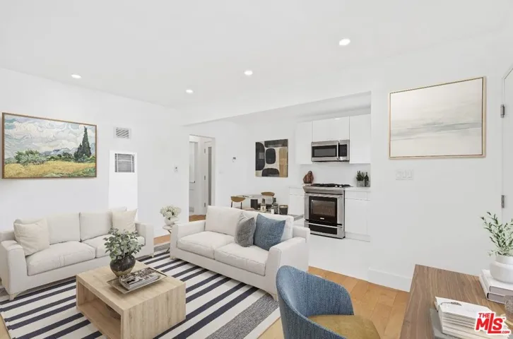 119 Paloma Avenue D, Venice, California 90291
