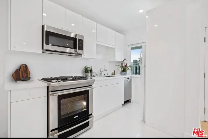 119 Paloma Avenue D, Venice, California 90291
