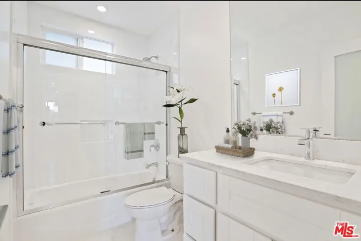 119 Paloma Avenue D, Venice, California 90291