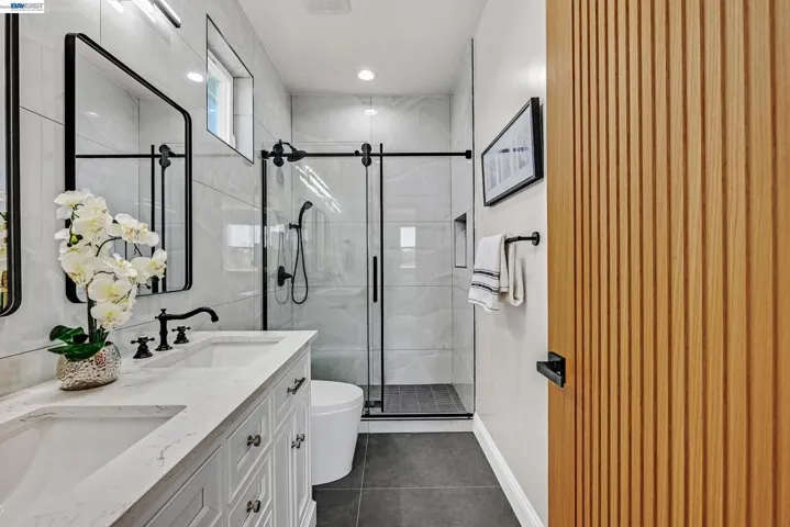 34914 Moina Shaiq Cmn, Fremont, California 94555