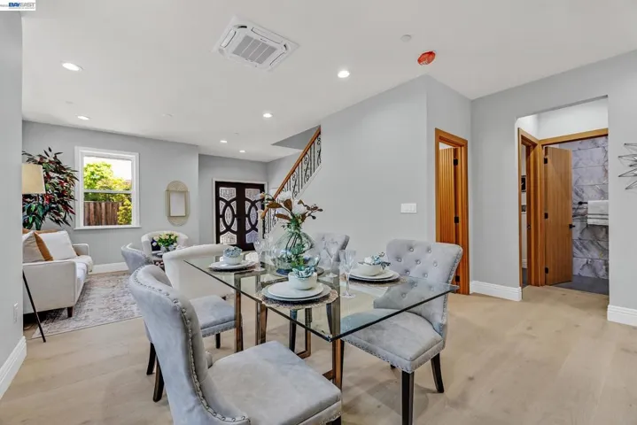 34914 Moina Shaiq Cmn, Fremont, California 94555