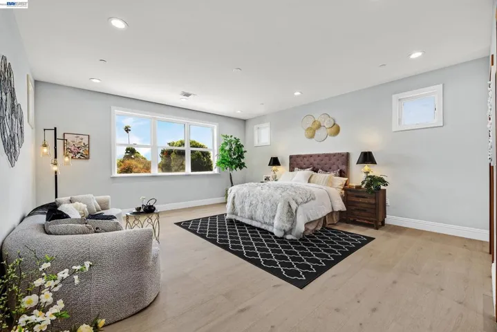 34914 Moina Shaiq Cmn, Fremont, California 94555