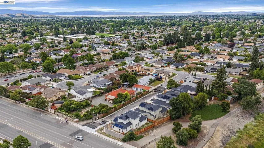 34914 Moina Shaiq Cmn, Fremont, California 94555