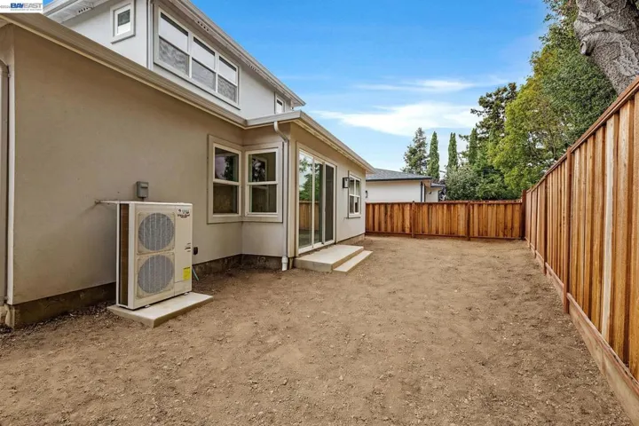 34914 Moina Shaiq Cmn, Fremont, California 94555