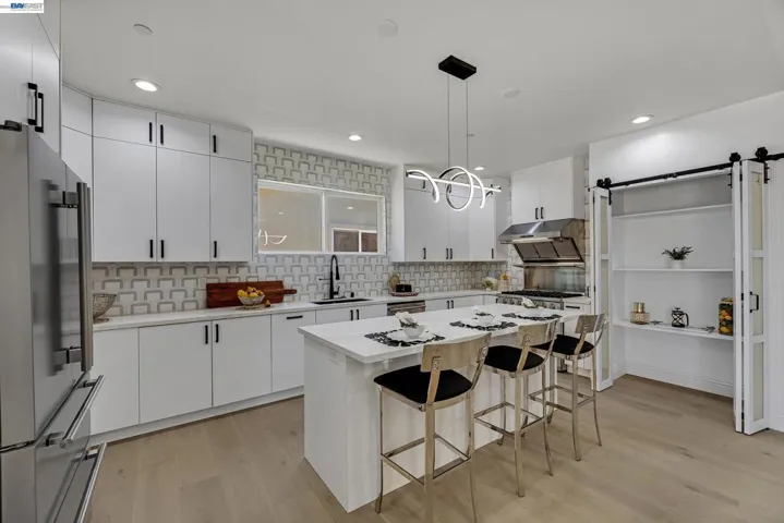 34914 Moina Shaiq Cmn, Fremont, California 94555