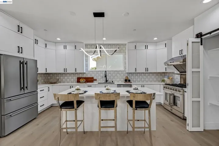 34914 Moina Shaiq Cmn, Fremont, California 94555