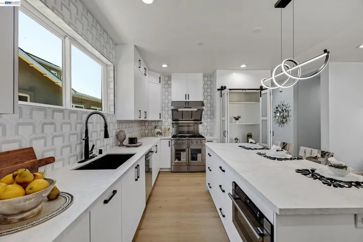 34914 Moina Shaiq Cmn, Fremont, California 94555