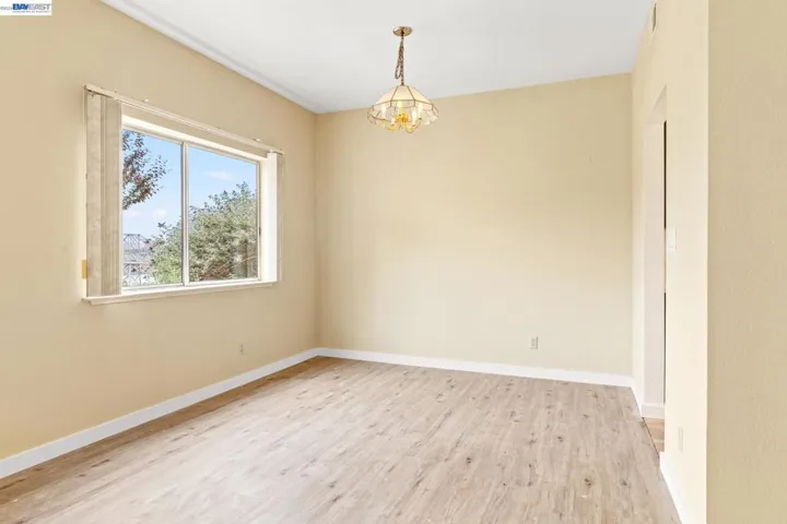 104 Bridgeview Ct, Crockett, California 94525