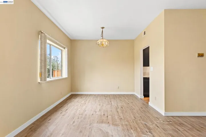 104 Bridgeview Ct, Crockett, California 94525