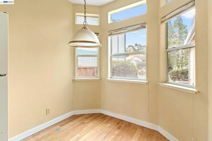 104 Bridgeview Ct, Crockett, California 94525