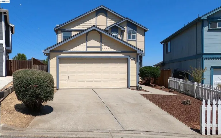 104 Bridgeview Ct, Crockett, California 94525