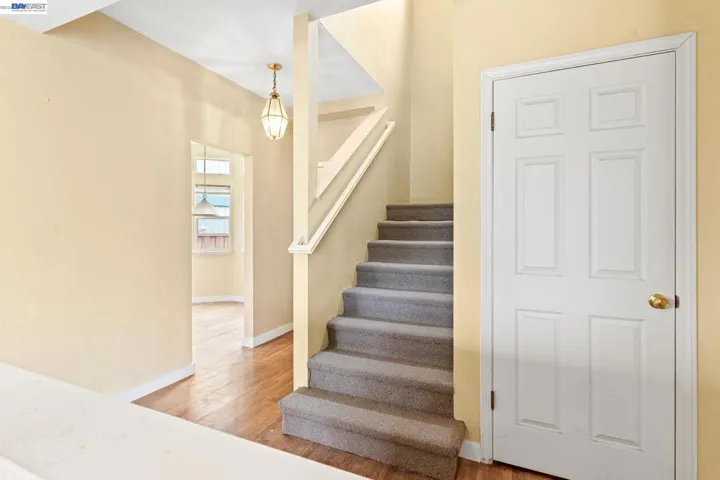 104 Bridgeview Ct, Crockett, California 94525