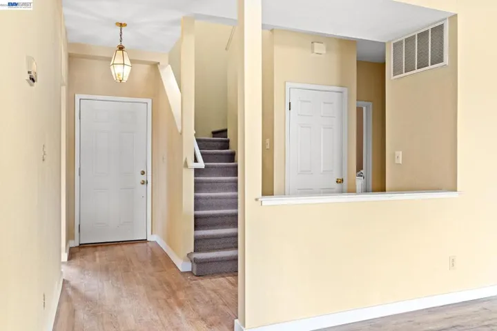 104 Bridgeview Ct, Crockett, California 94525