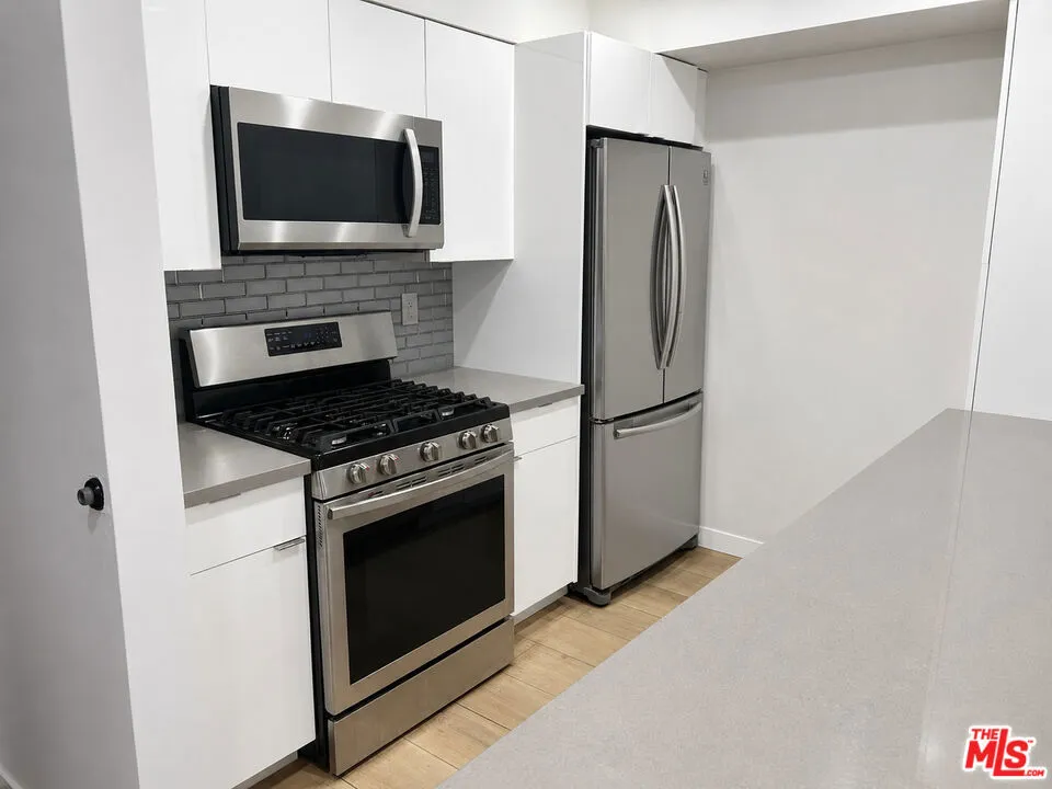 1118 Valencia Street 114, Los Angeles, California 90015 — photo 5