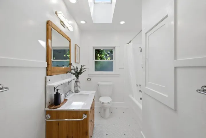 402 Bella Vista, Los Gatos, California 95032