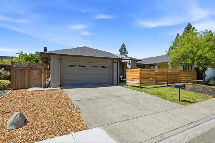 1068 San Francisco Way, Rohnert Park, California 94928