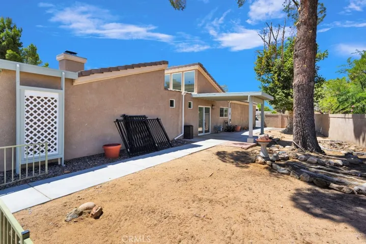 14430 Helm Court, Helendale, California 92342
