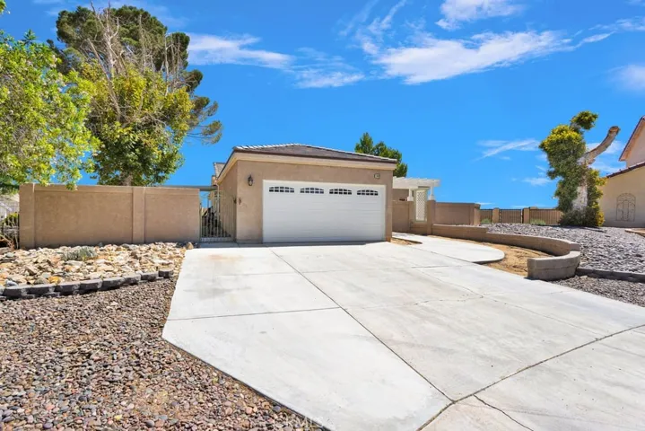 14430 Helm Court, Helendale, California 92342