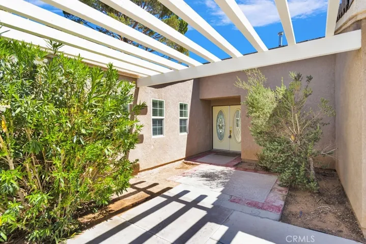 14430 Helm Court, Helendale, California 92342
