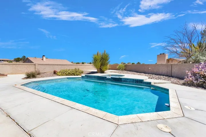 14430 Helm Court, Helendale, California 92342