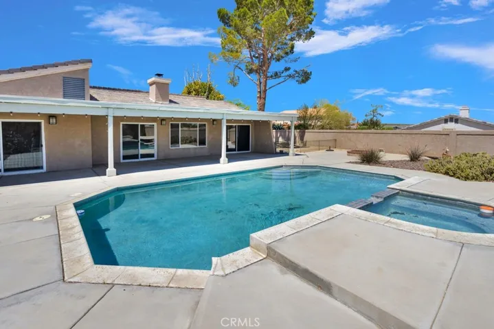 14430 Helm Court, Helendale, California 92342