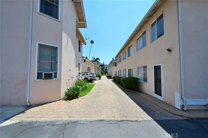 529 541 S El Molino Street, Pasadena, California 91101
