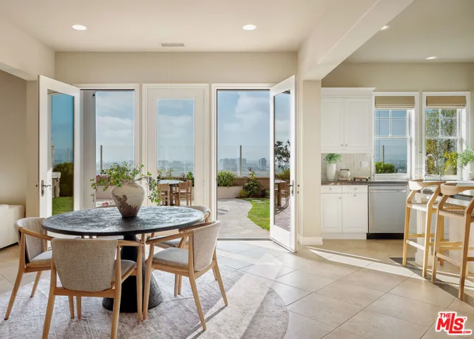 7583 Shore Cliff Drive, Los Angeles, California 90045