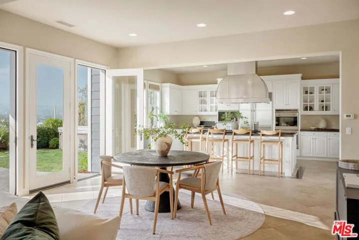 7583 Shore Cliff Drive, Los Angeles, California 90045